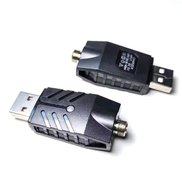 DK003